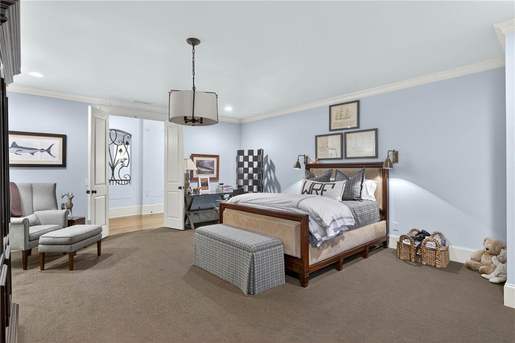 660 W Conway Drive NW