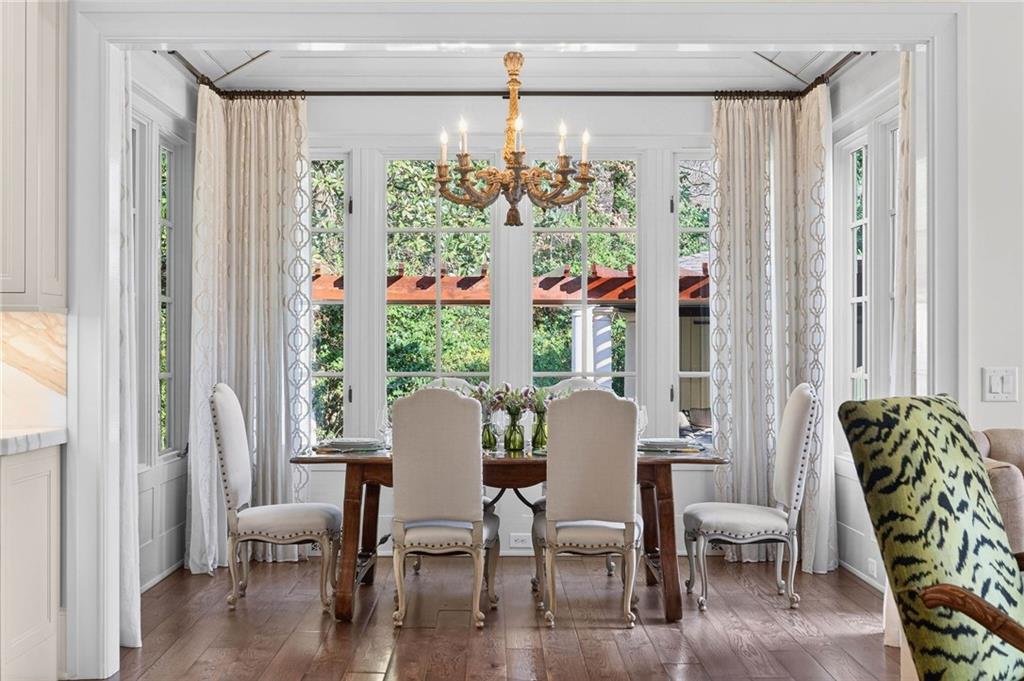 660 W Conway Drive NW