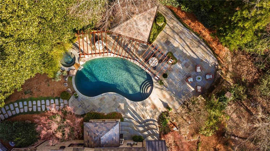 660 W Conway Drive NW