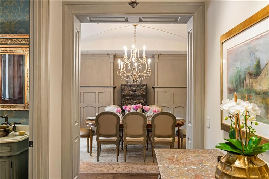 660 W Conway Drive NW