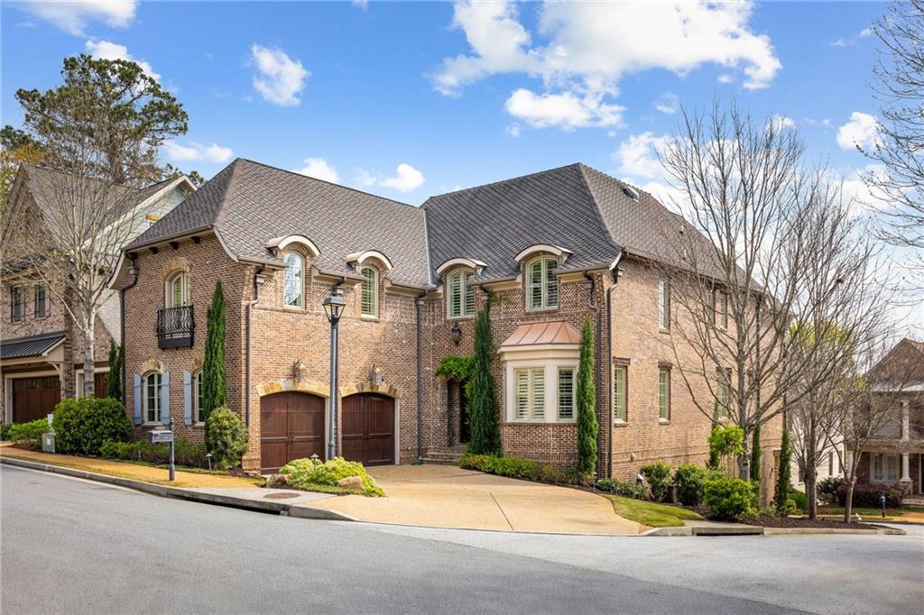 3751 Paces Lookout Circle