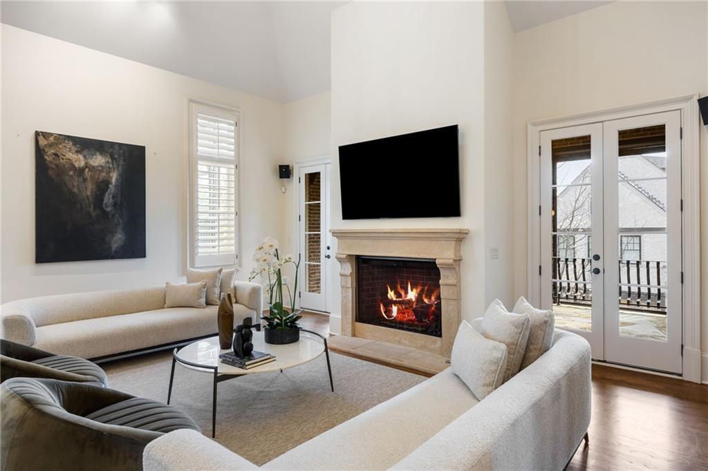 3751 Paces Lookout Circle