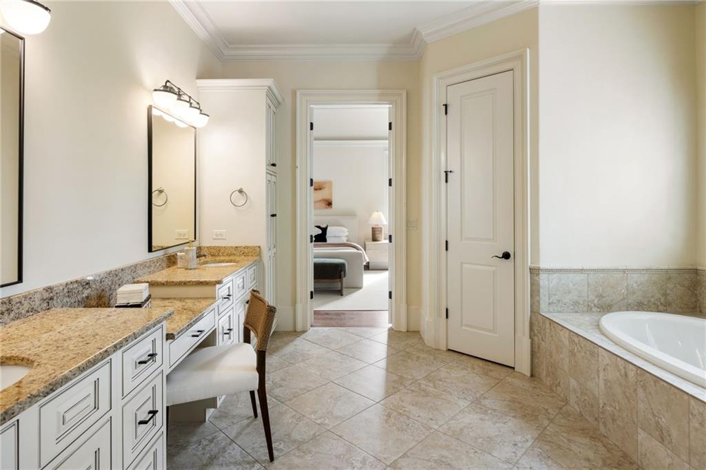 3751 Paces Lookout Circle