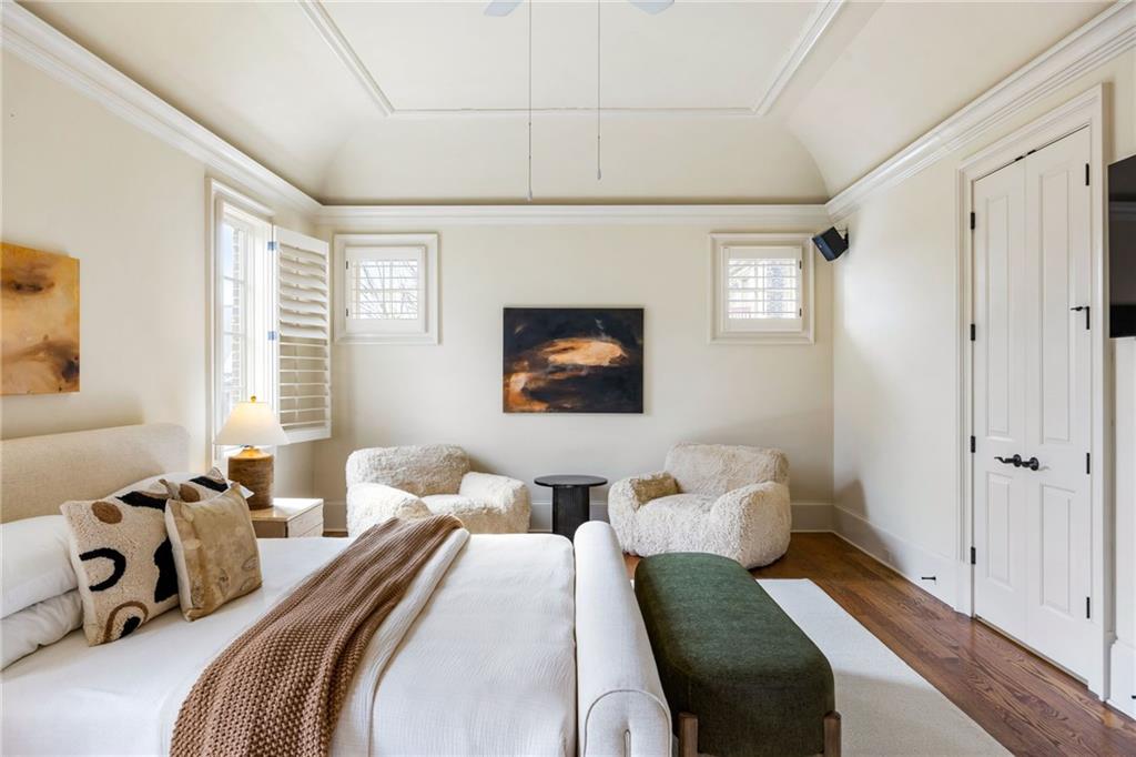 3751 Paces Lookout Circle