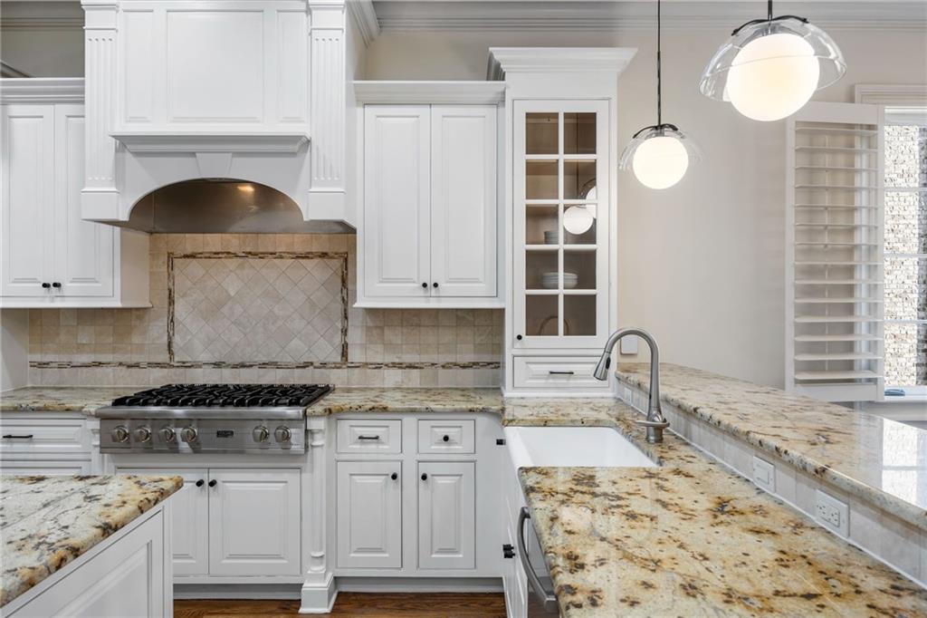 3751 Paces Lookout Circle