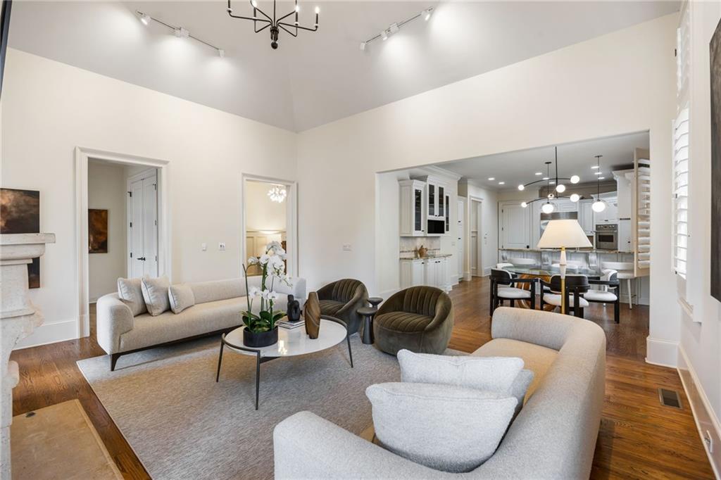 3751 Paces Lookout Circle