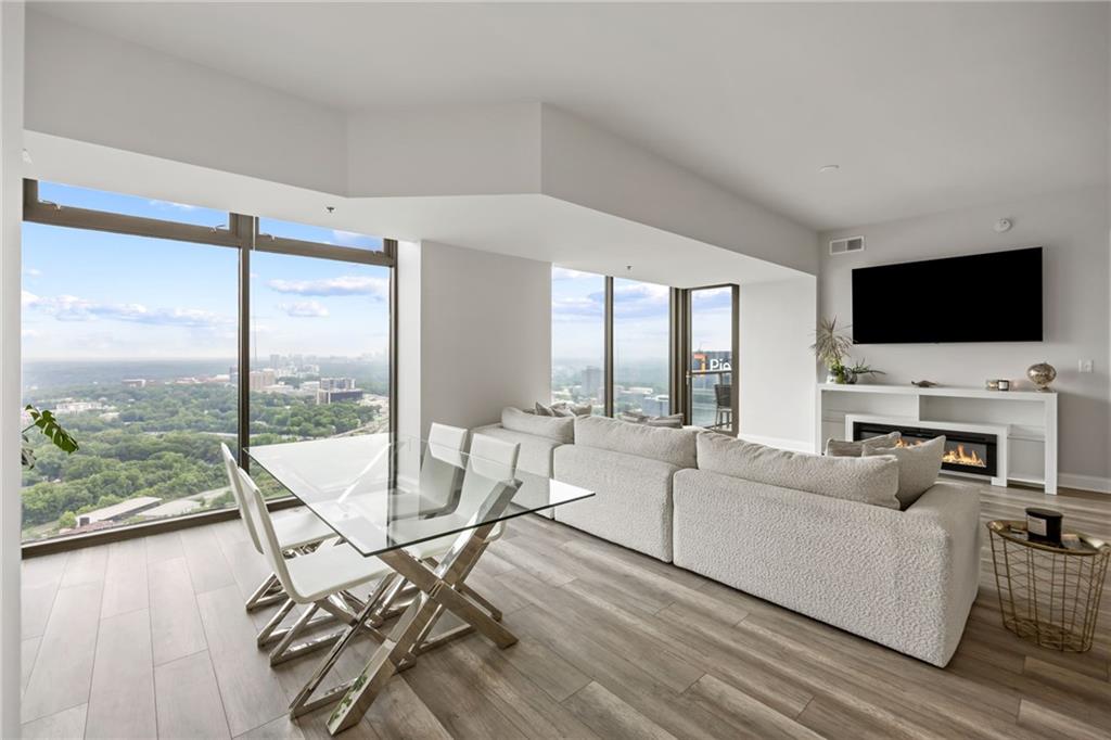 270 17th Streets NW Unit 3604