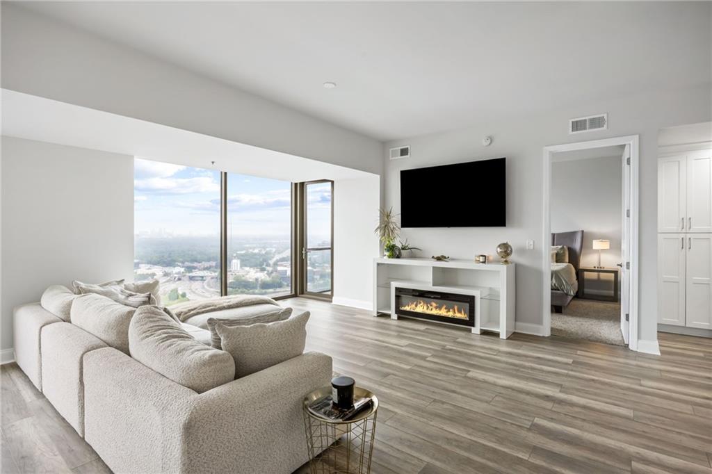 270 17th Streets NW Unit 3604