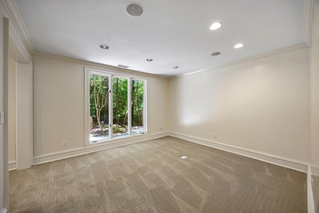 2485 W Wesley Road NW