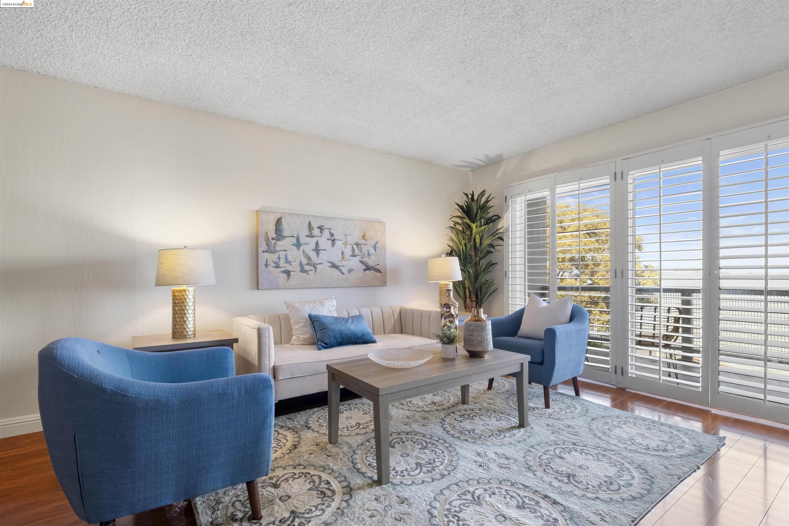 8 Captain Drive # E364