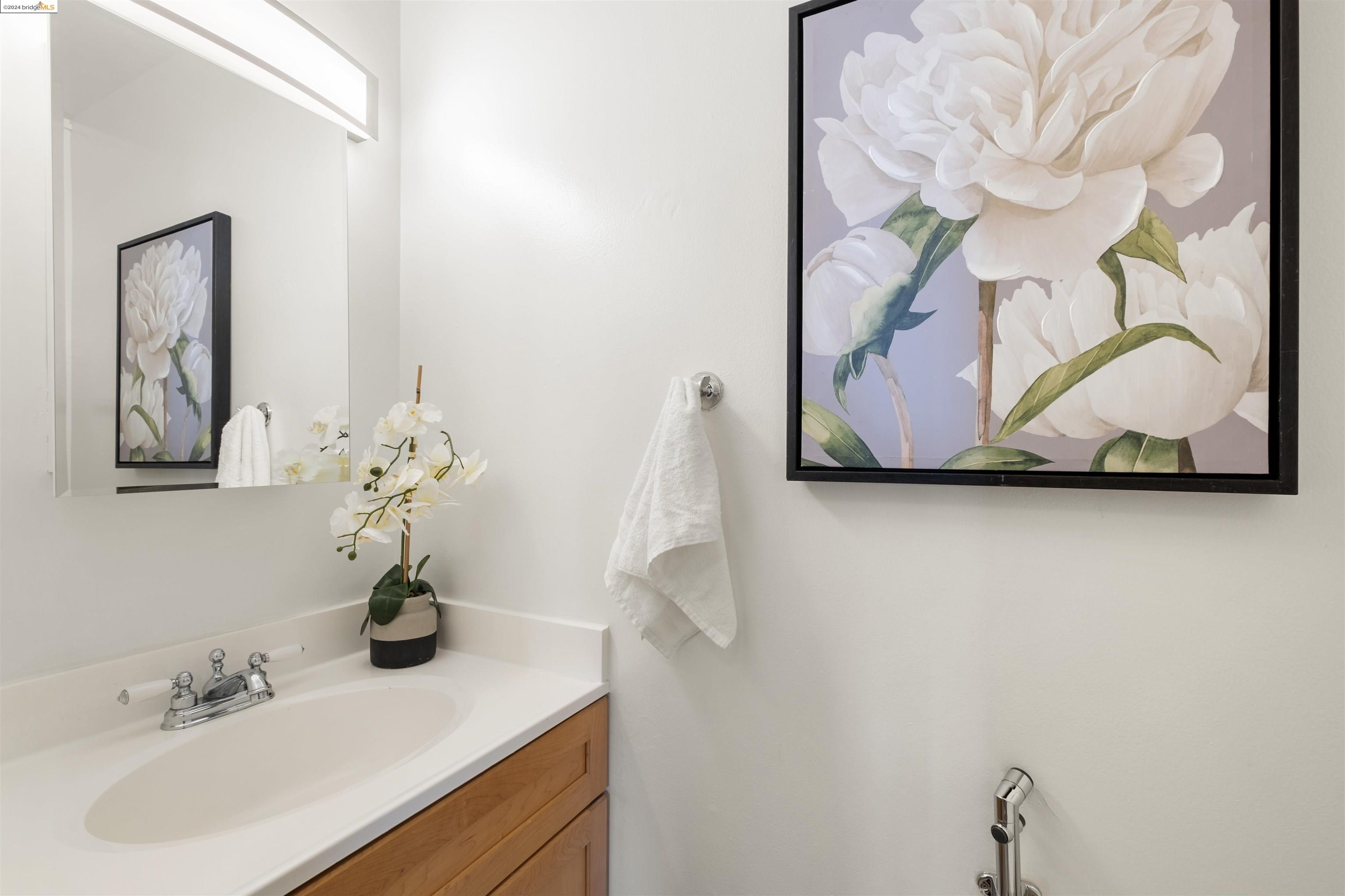 8 Captain Drive # E364