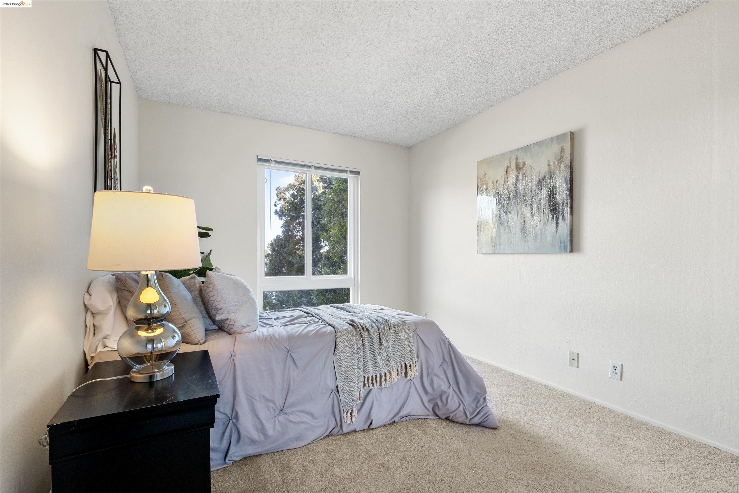 8 Captain Drive # E364