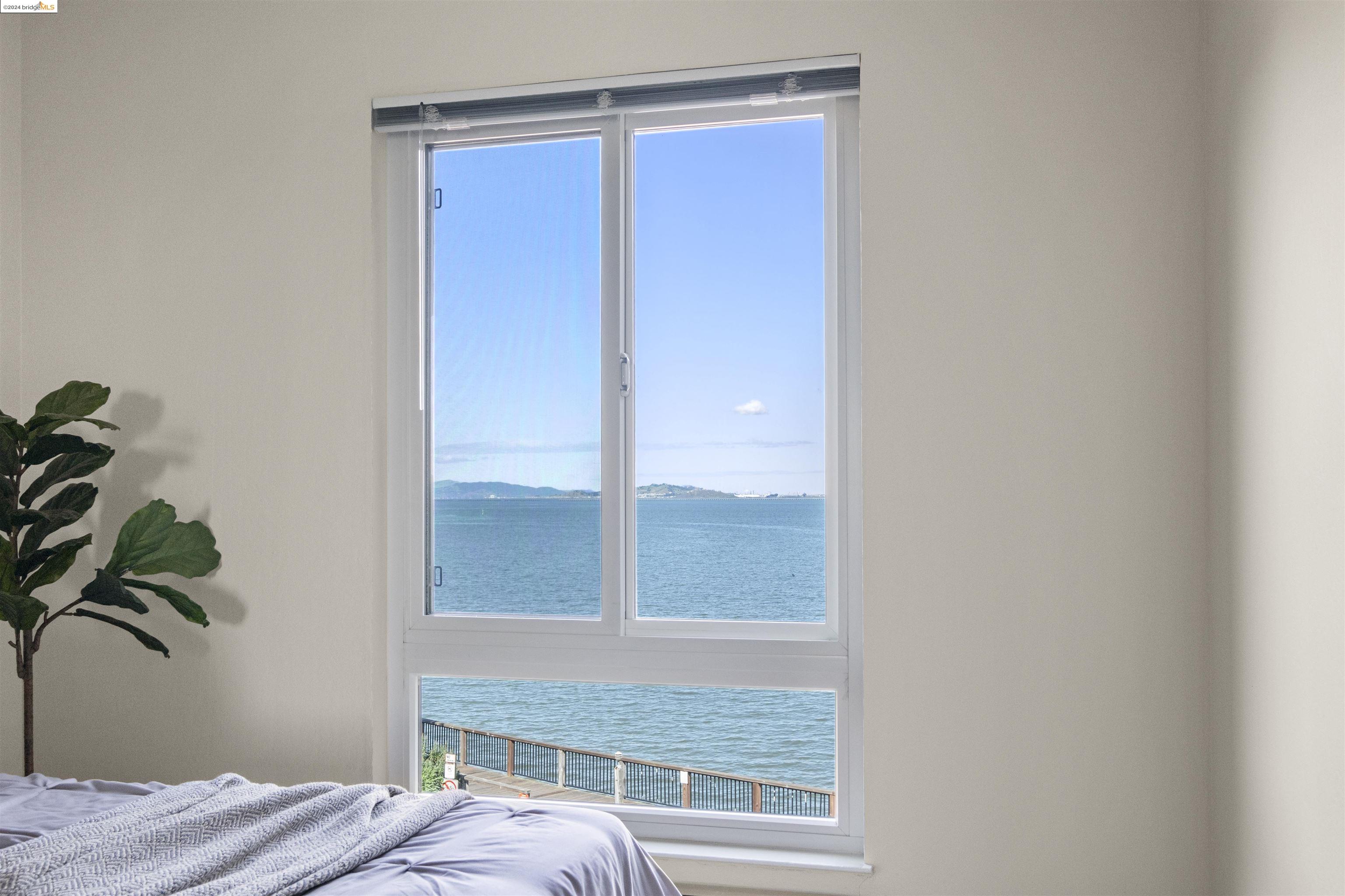 8 Captain Drive # E364