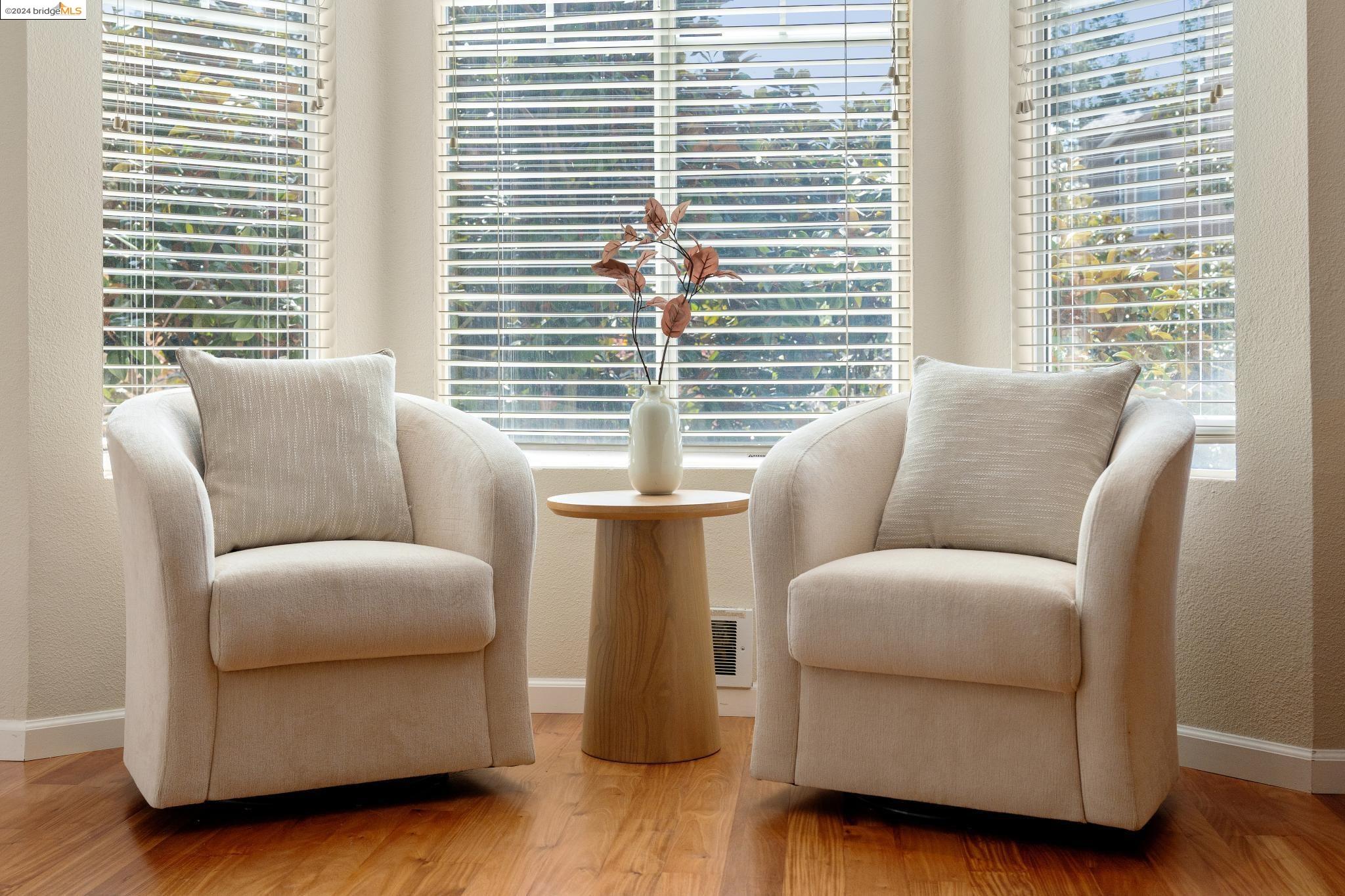 280 Caldecott Ln # 225