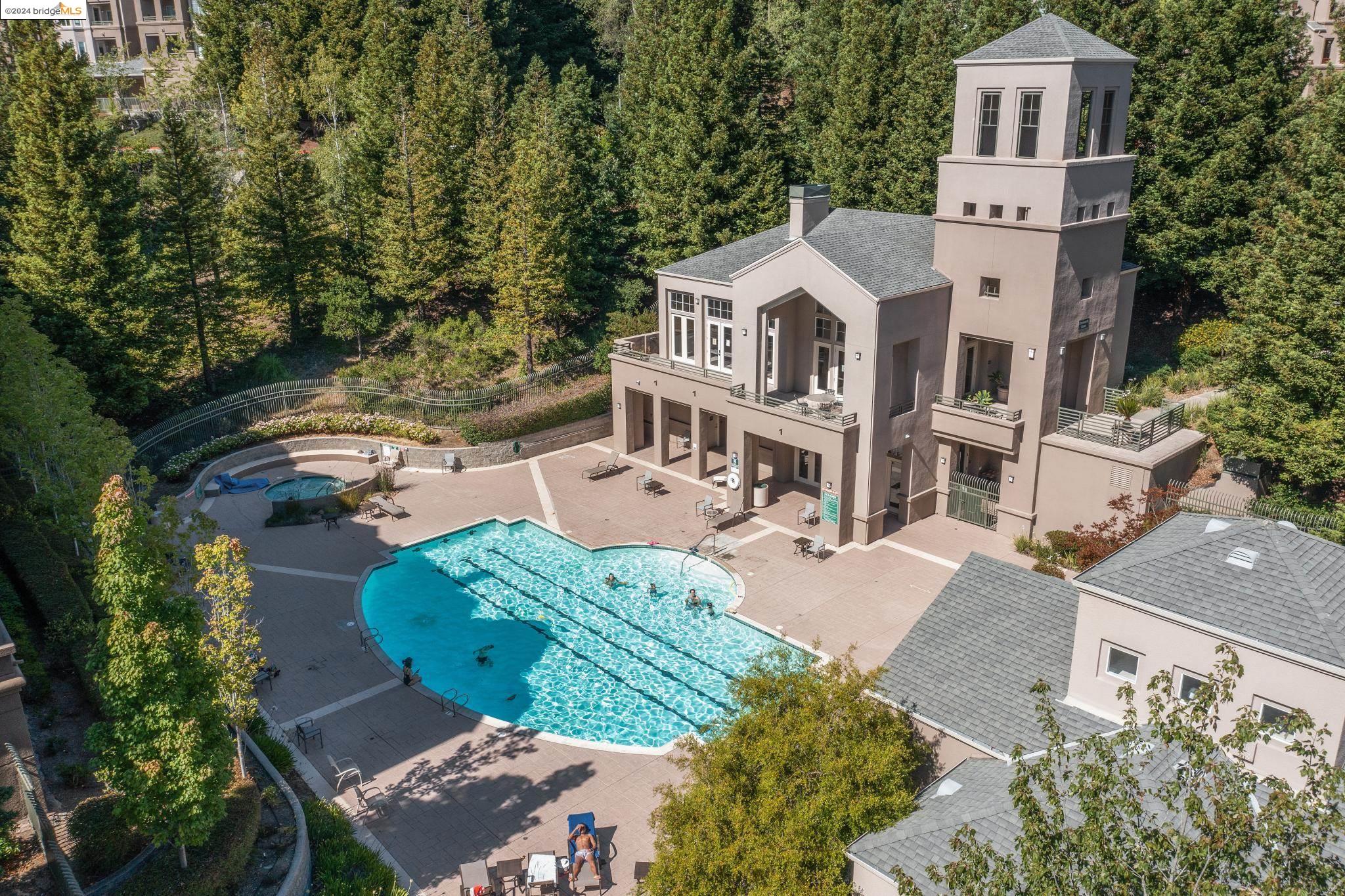 280 Caldecott Ln # 225