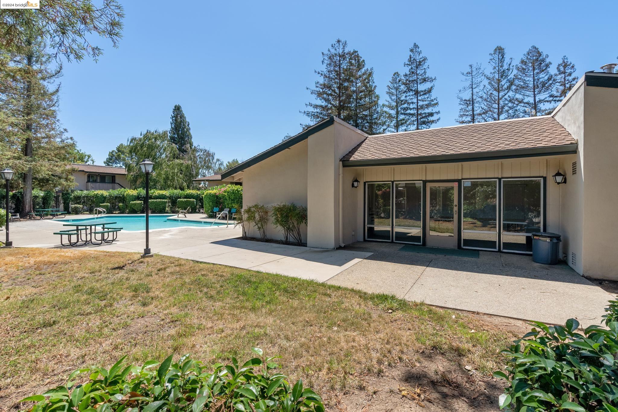 5450 Concord Blvd Unit: A6