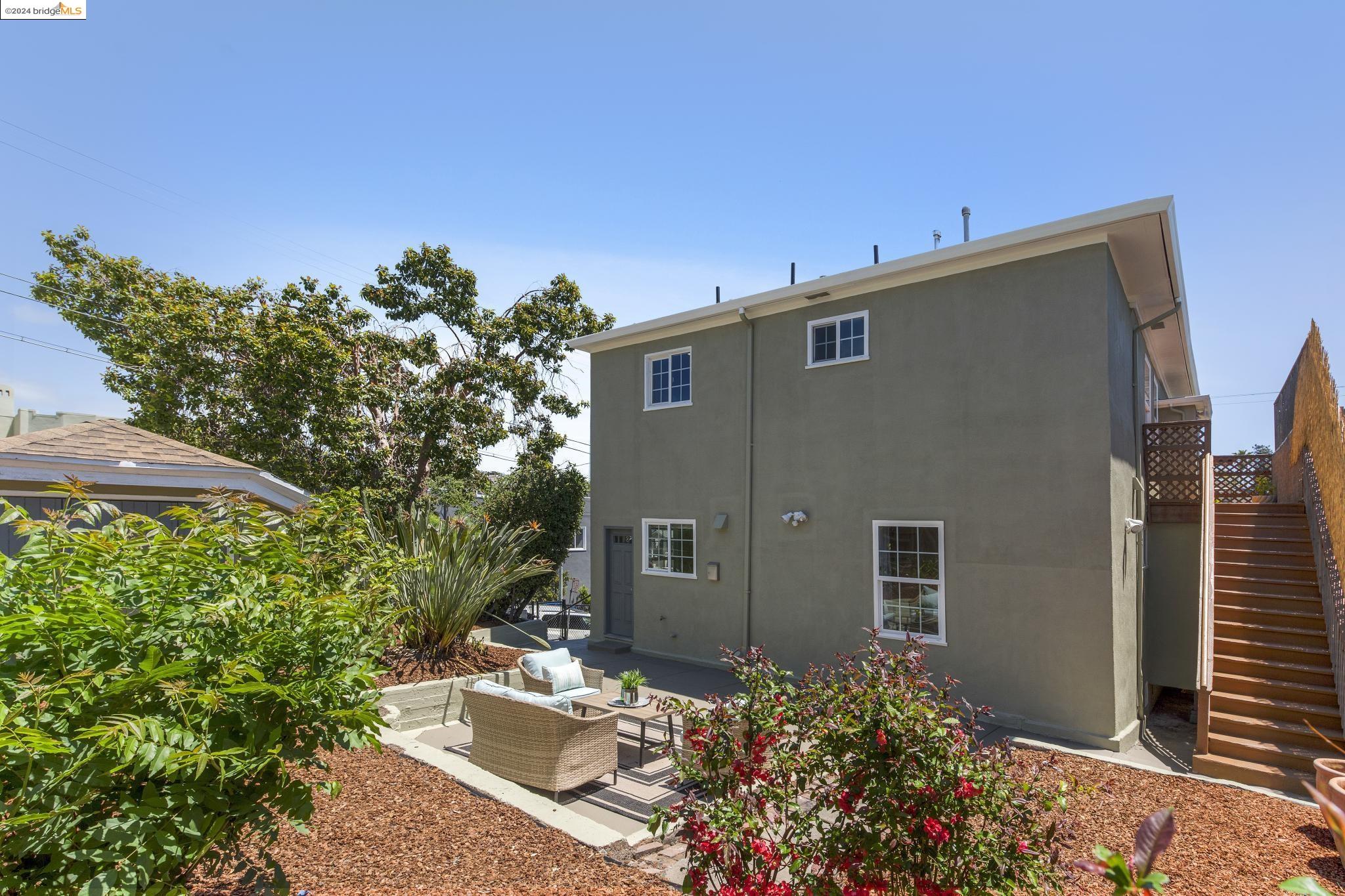 2049 8th Ave.
