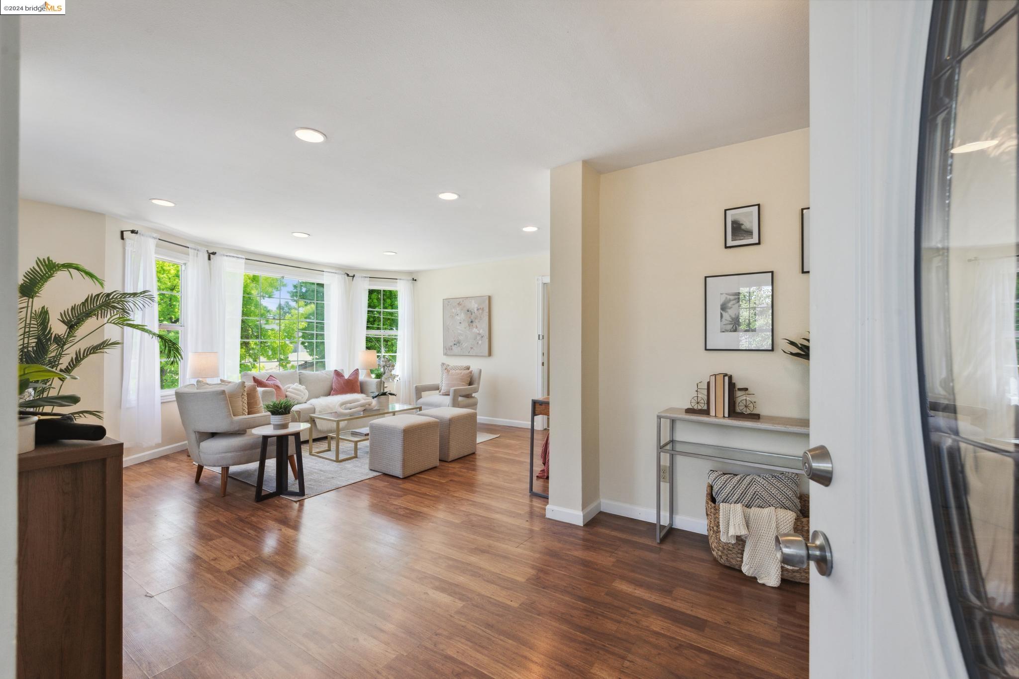 2049 8th Ave.