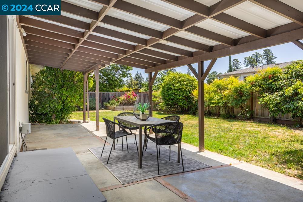 323 Shenandoah Dr, Martinez