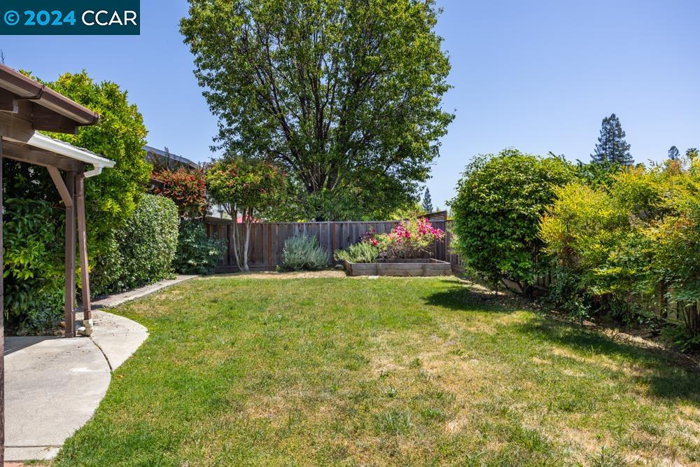 323 Shenandoah Dr, Martinez