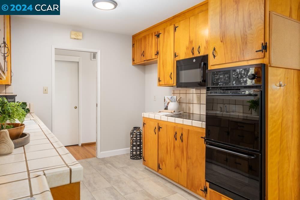 323 Shenandoah Dr, Martinez