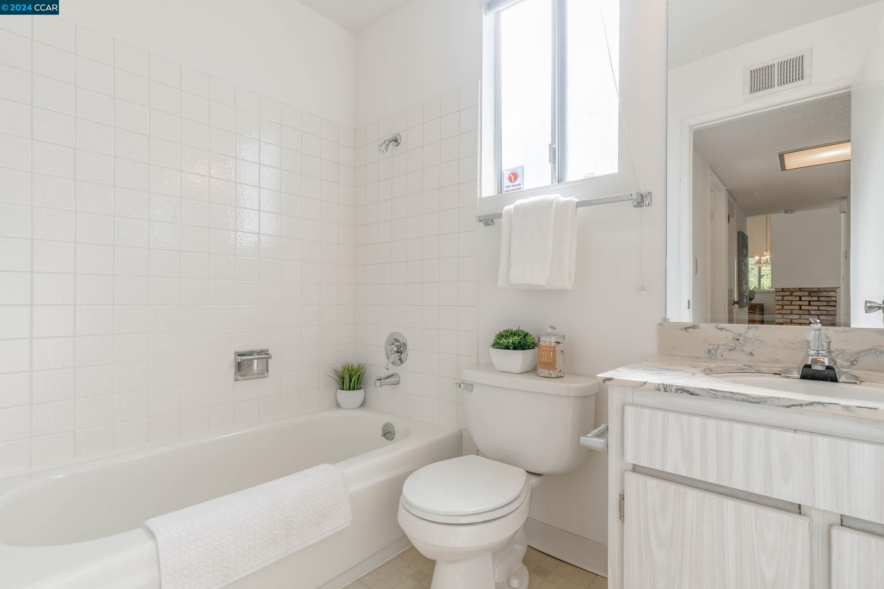 3259 Colusa St, Pinole