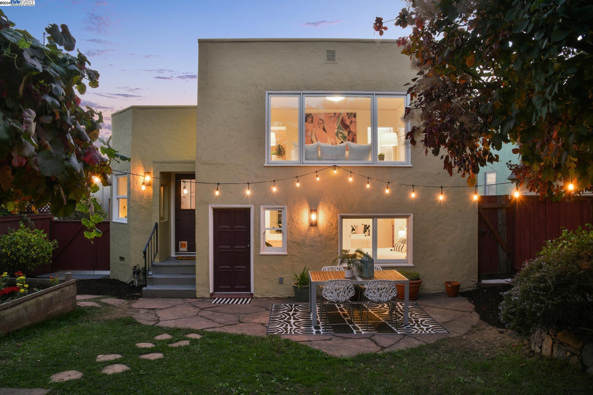 907 CARMEL AVENUE