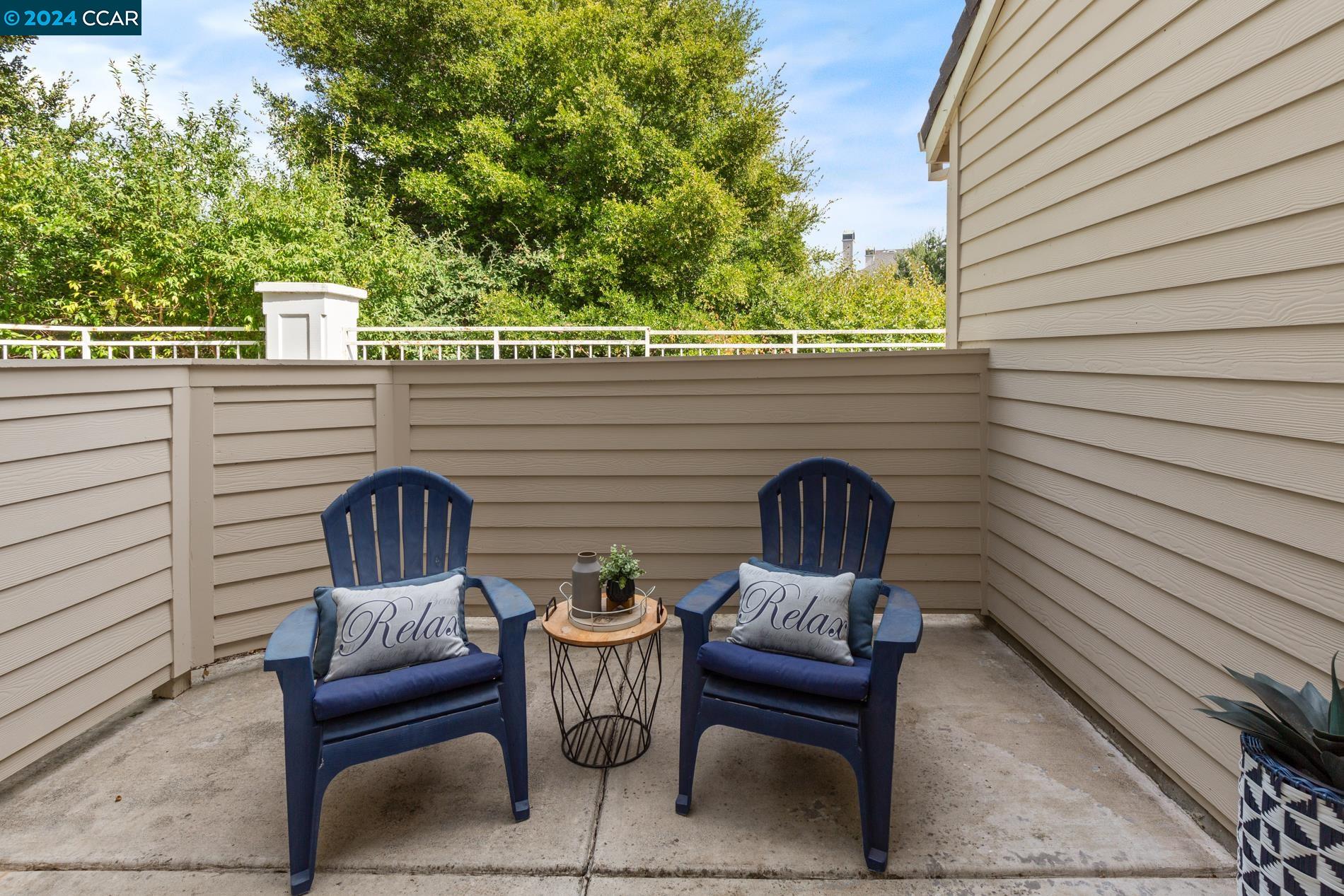 164 Seaway Ct
