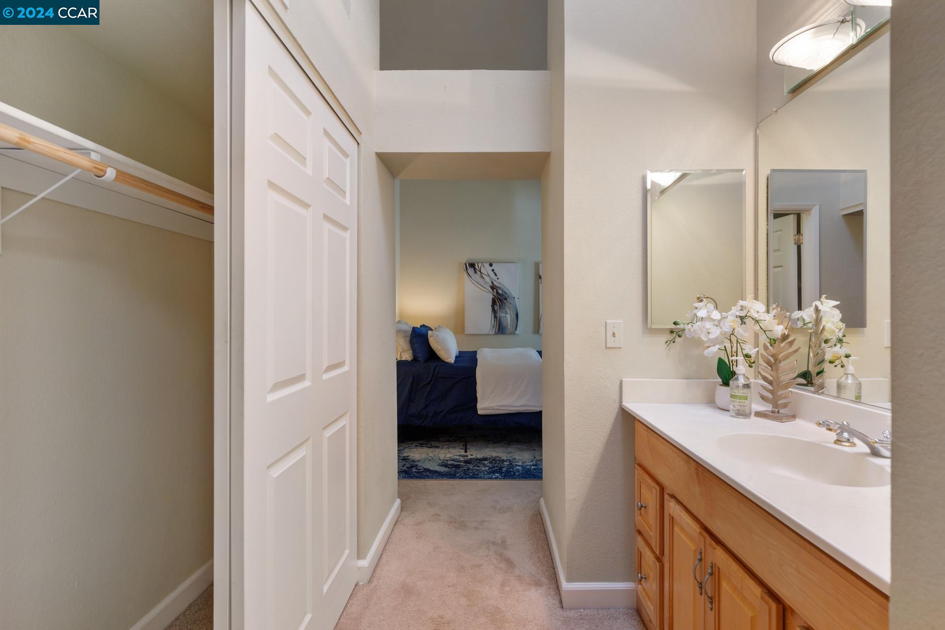 164 Seaway Ct