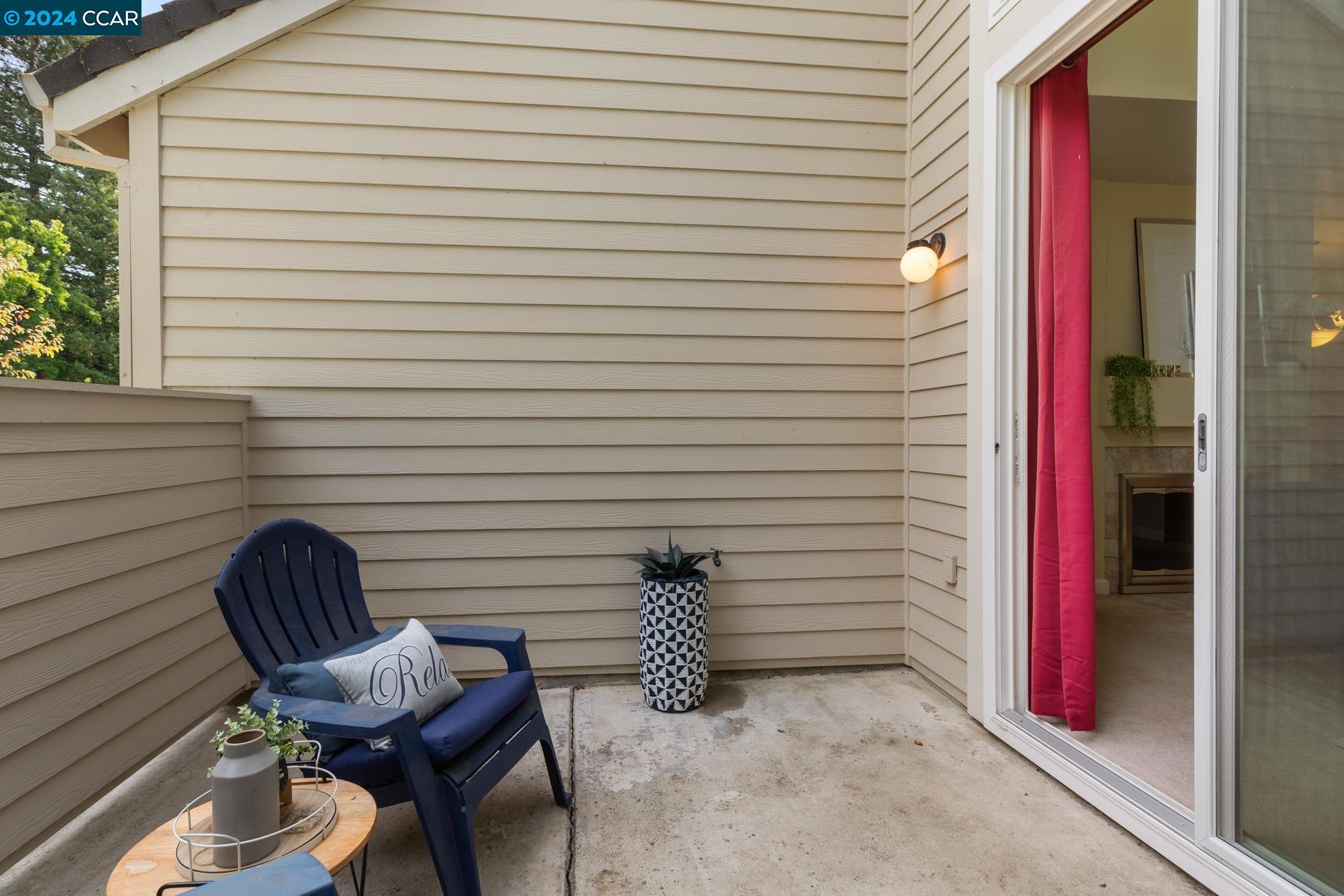 164 Seaway Ct