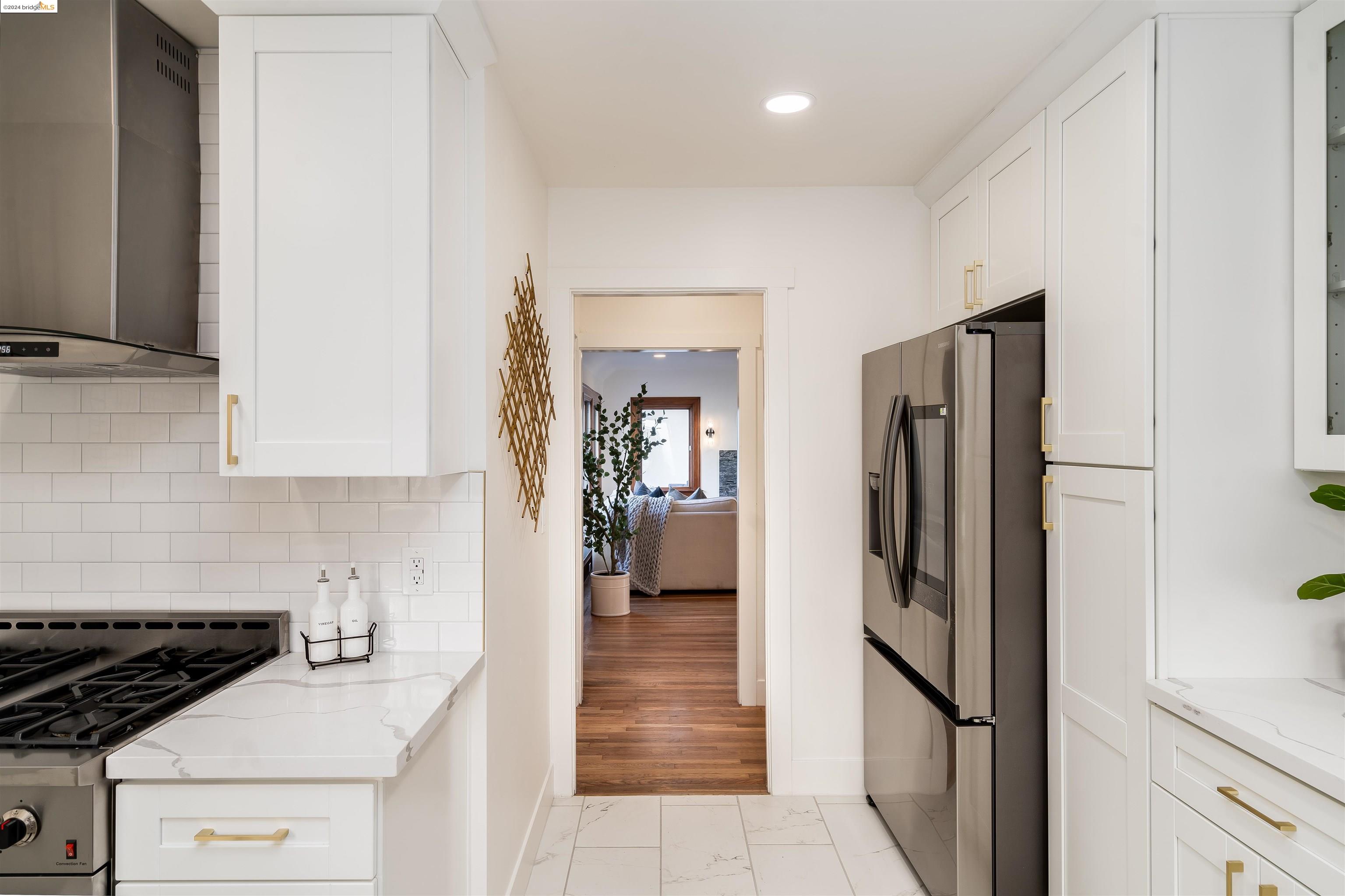 630 Alma Ave, Oakland