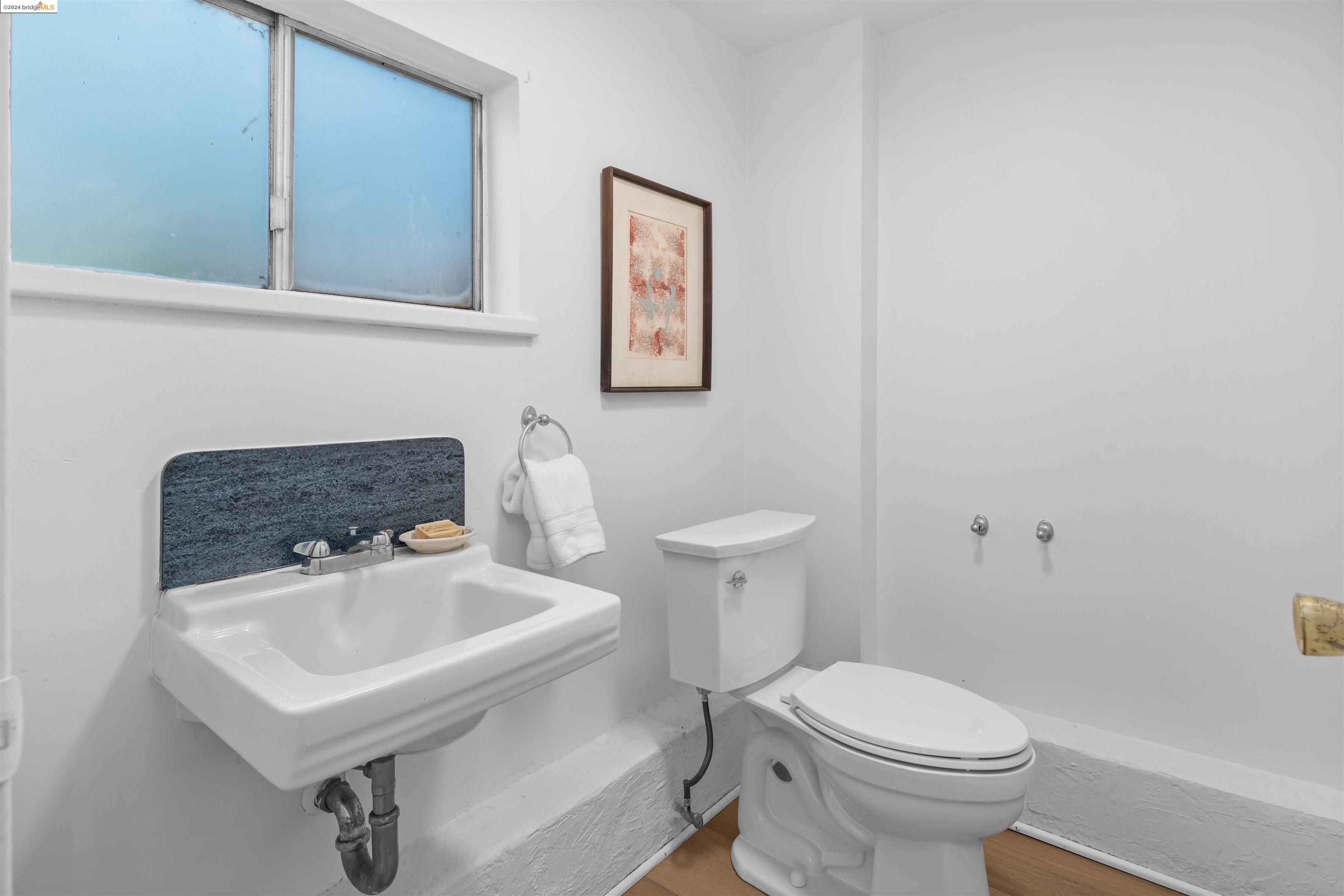 2327 Carquinez Ave, El Cerrito