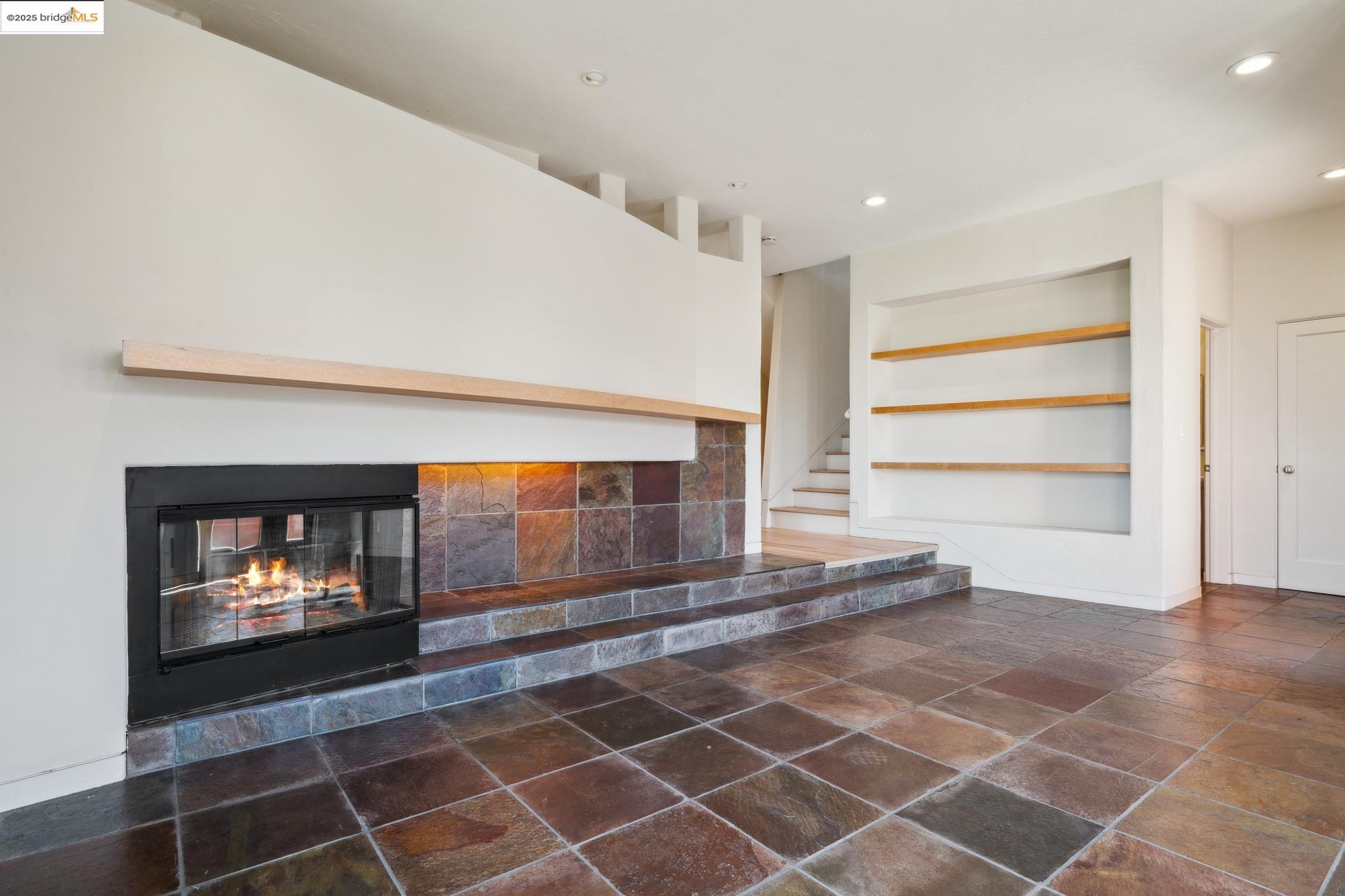 4916 Cochrane Ave.