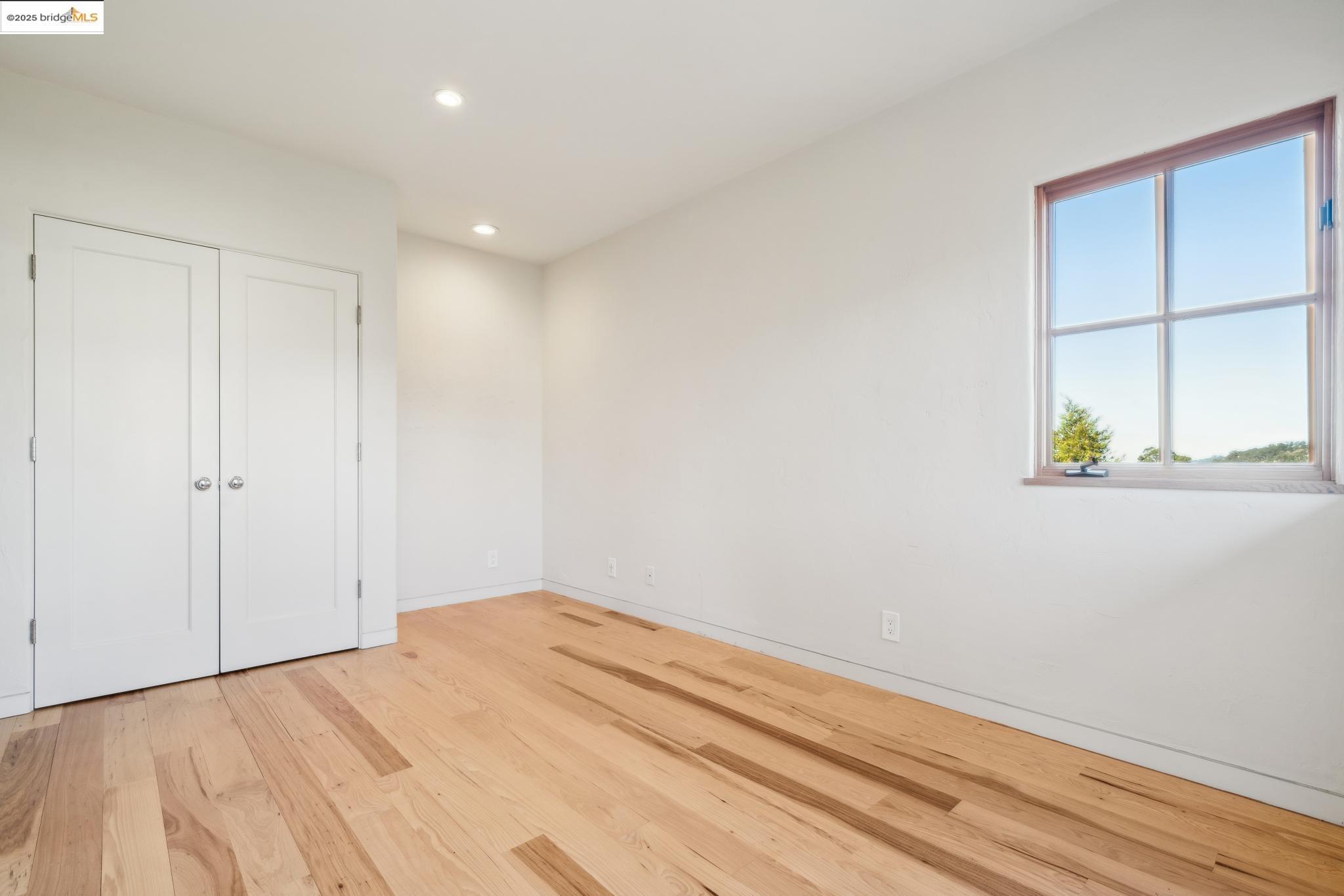 4916 Cochrane Ave.