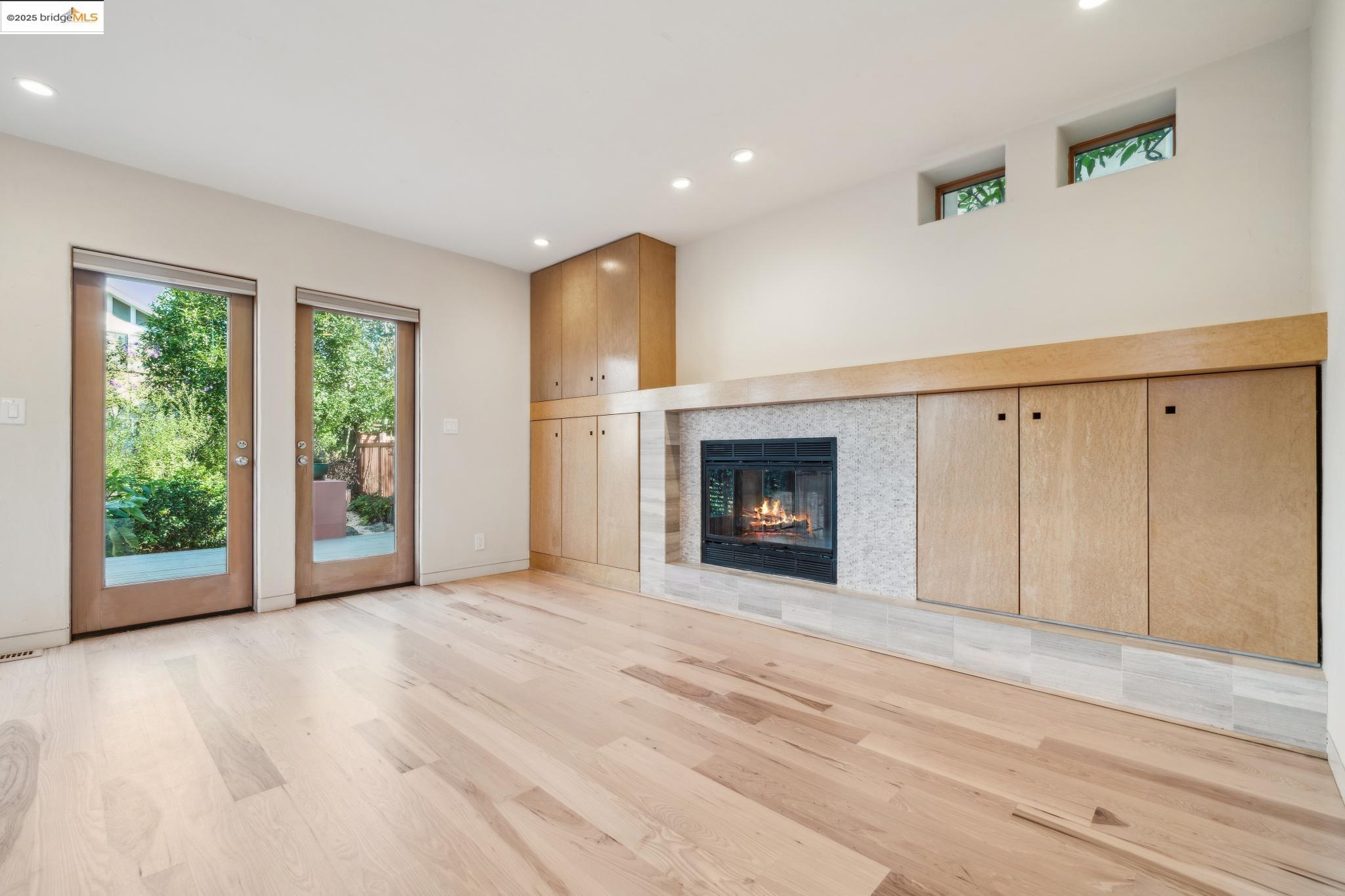 4916 Cochrane Ave.