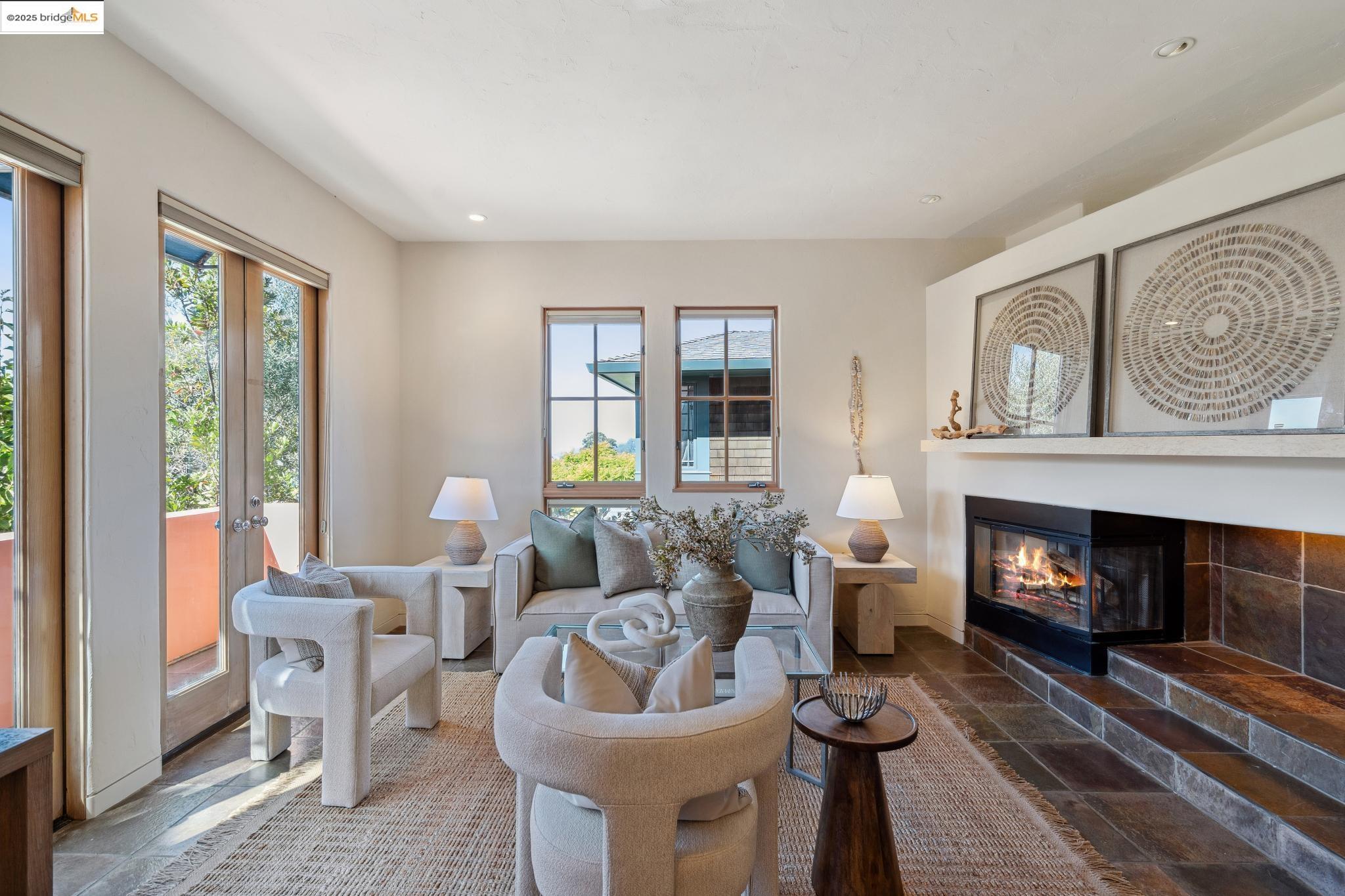 4916 Cochrane Ave.