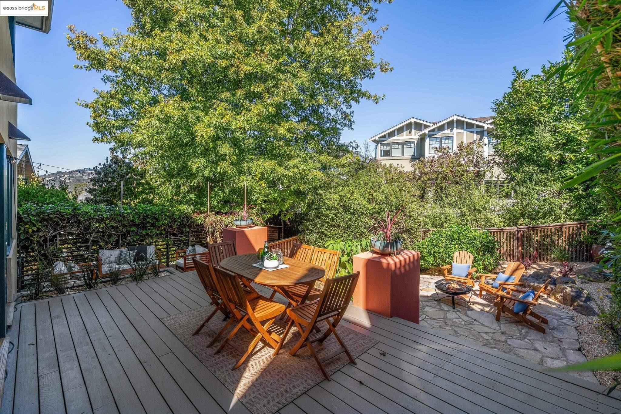 4916 Cochrane Ave.