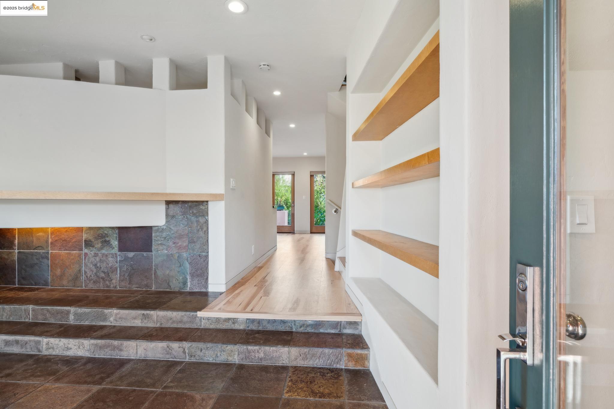 4916 Cochrane Ave.