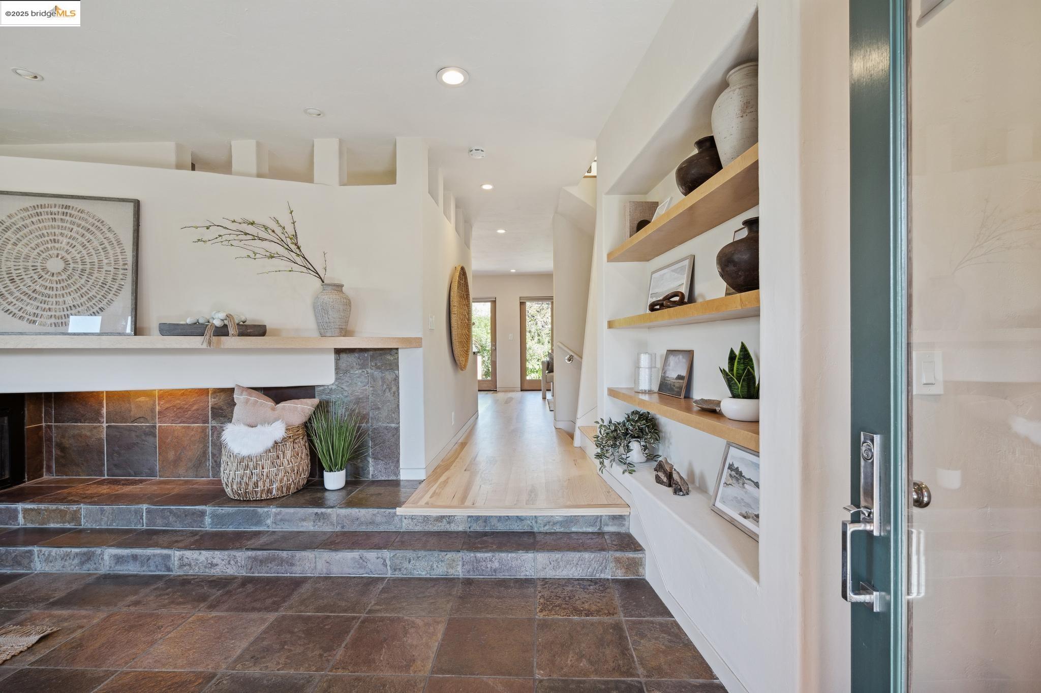 4916 Cochrane Ave.