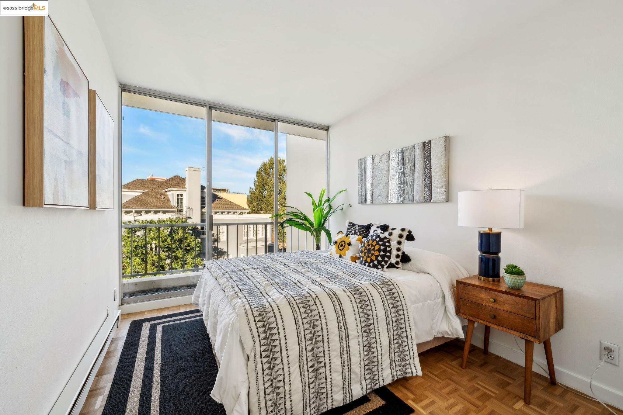 320 Lee Street # 402