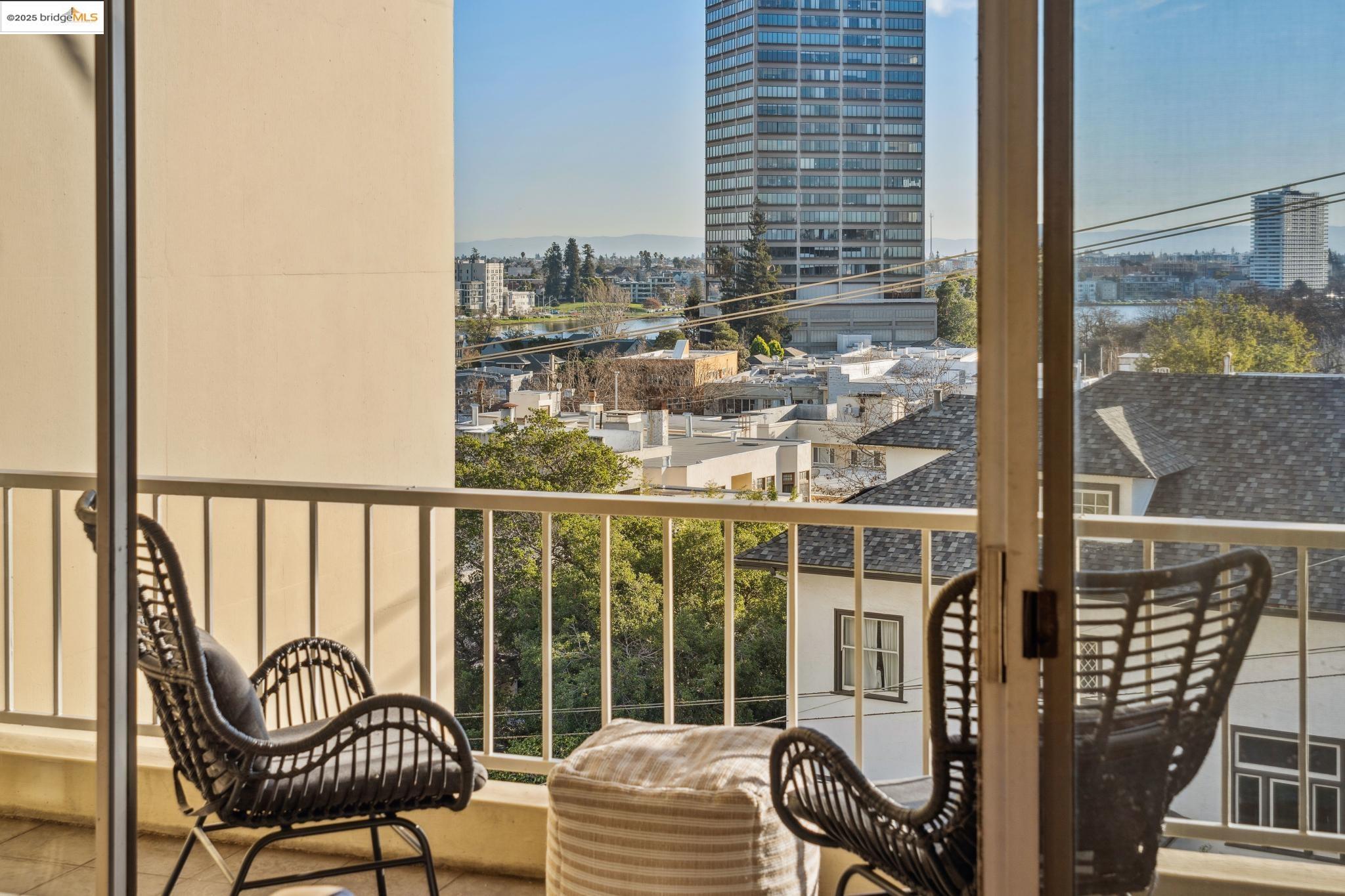 320 Lee Street # 402