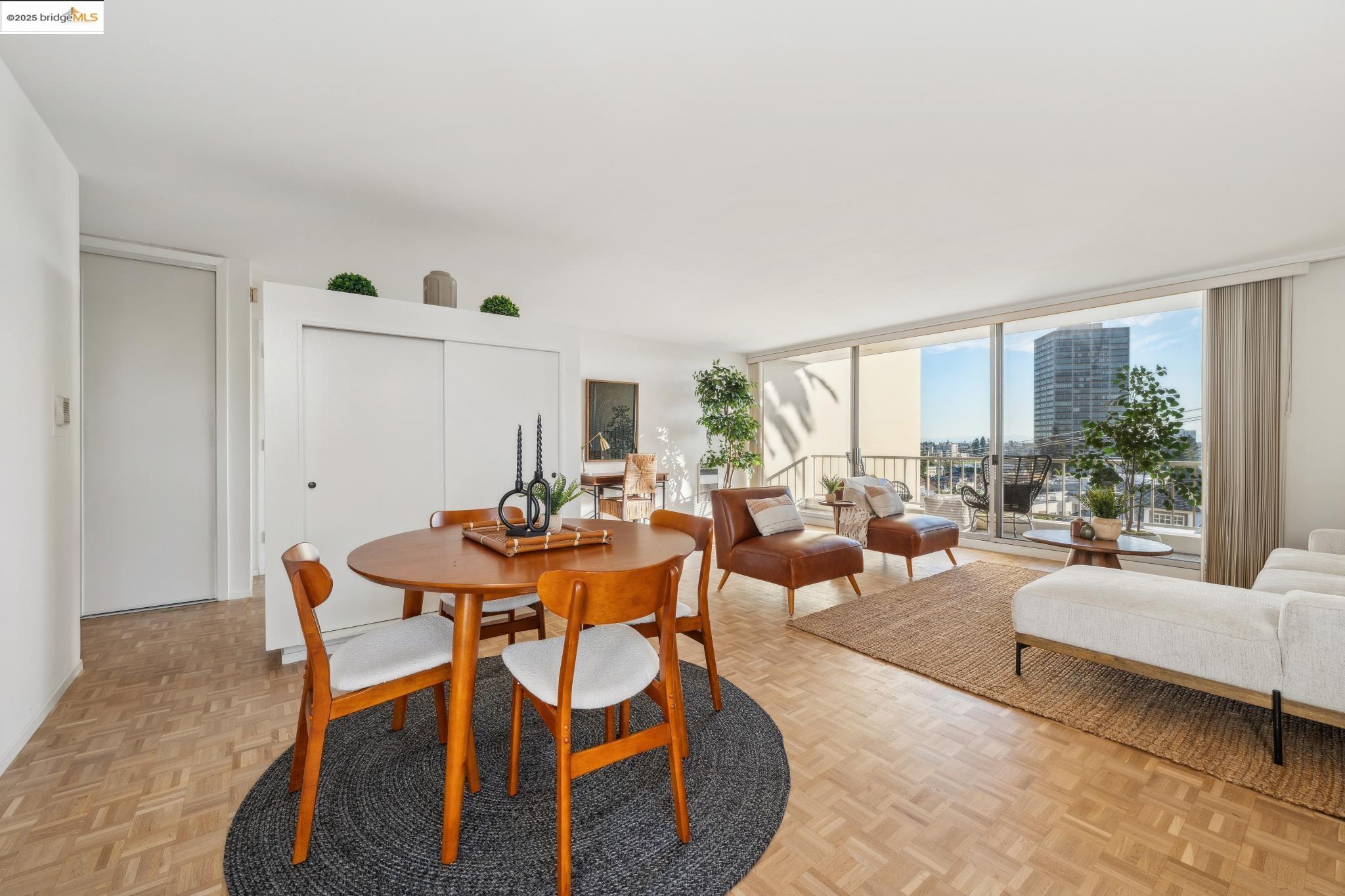 320 Lee Street # 402