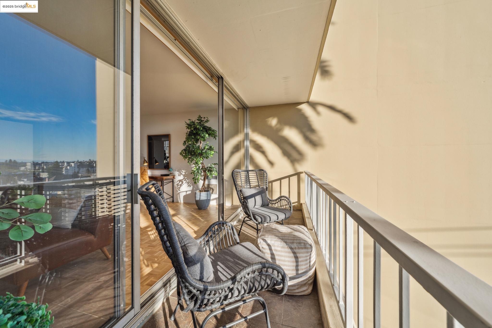 320 Lee Street # 402