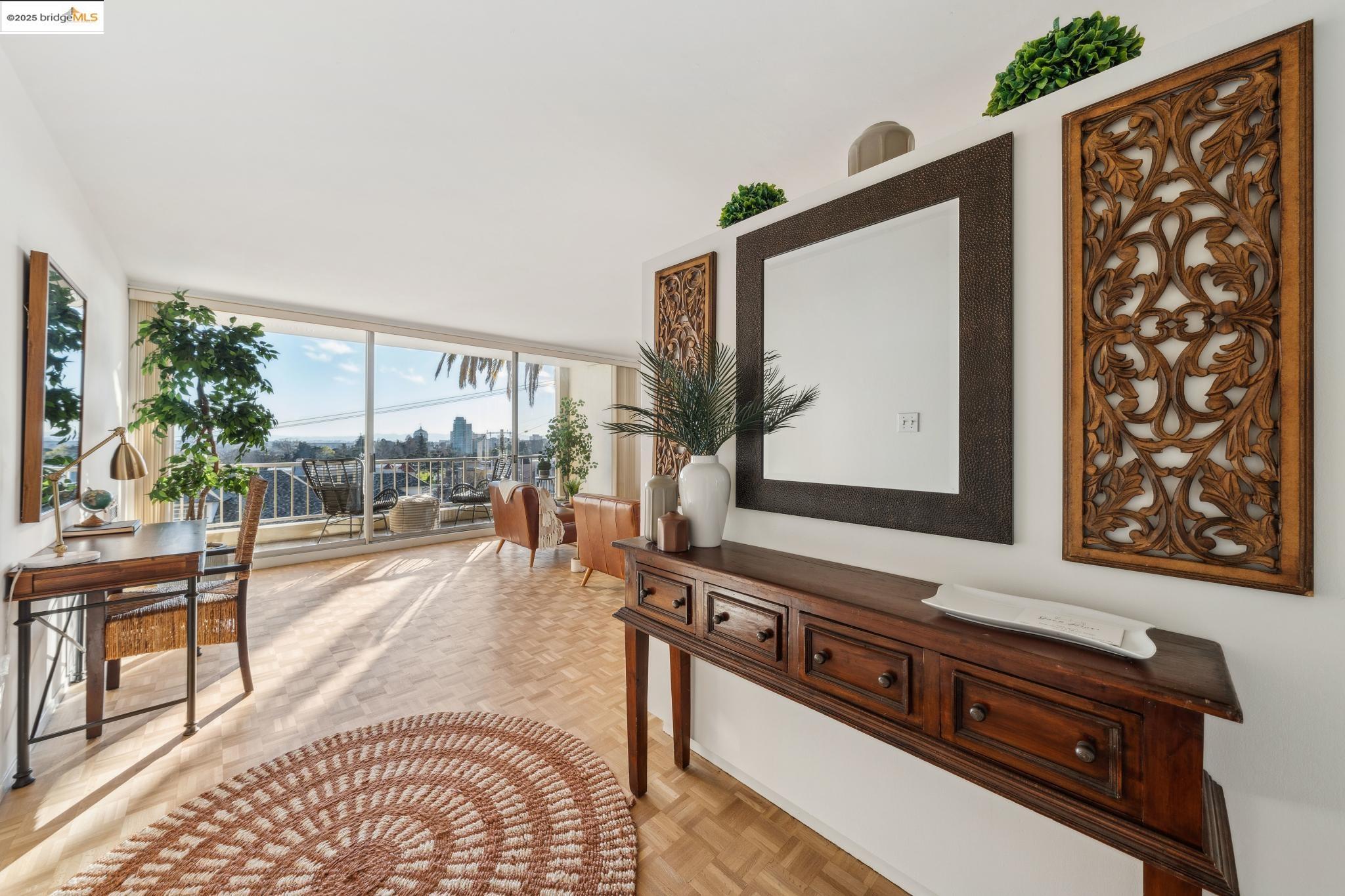 320 Lee Street # 402