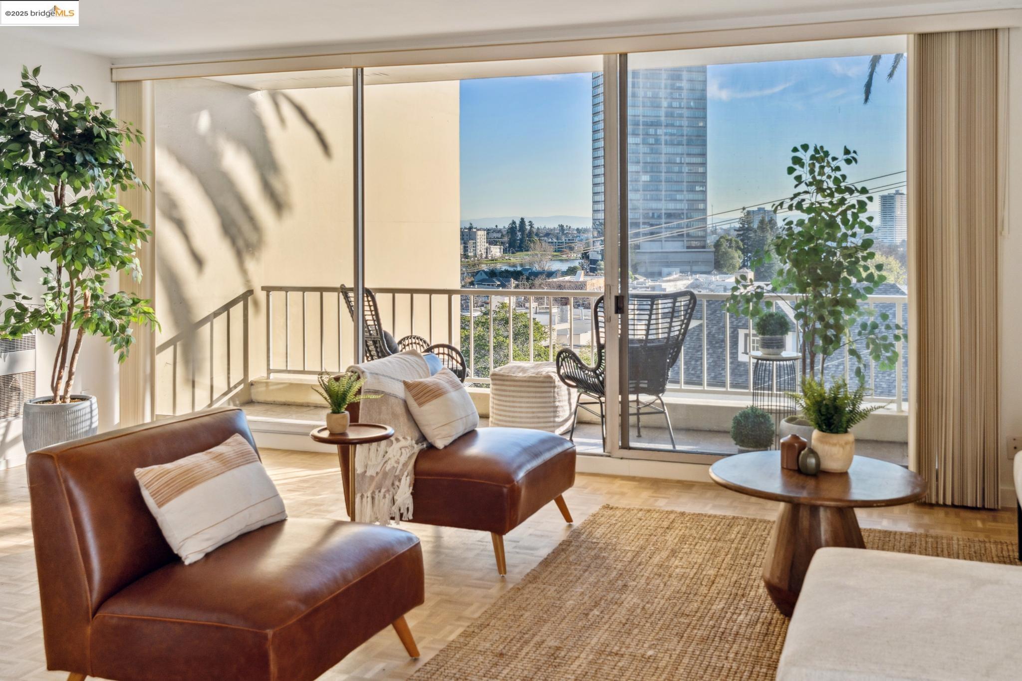 320 Lee Street # 402