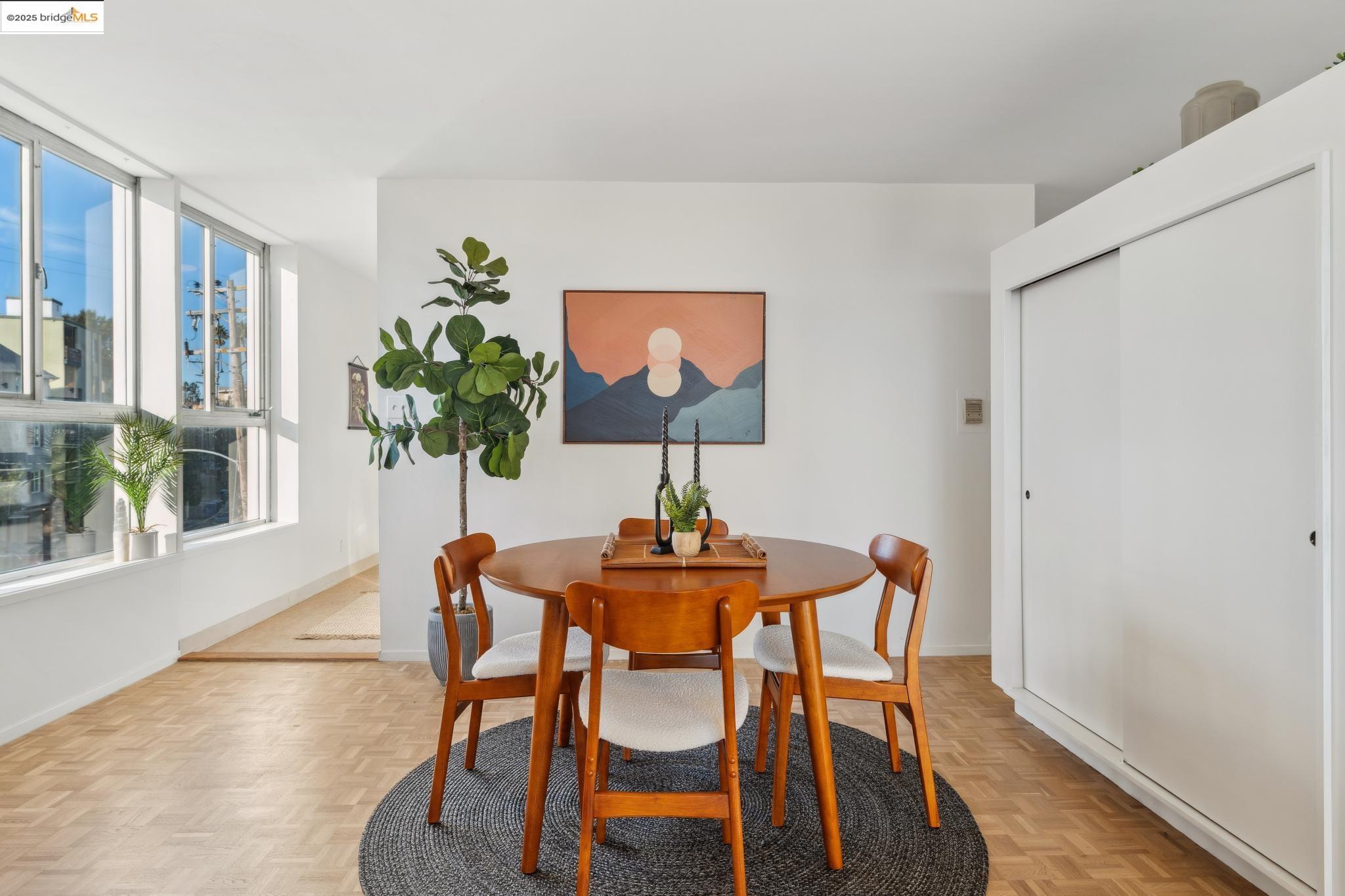 320 Lee Street # 402