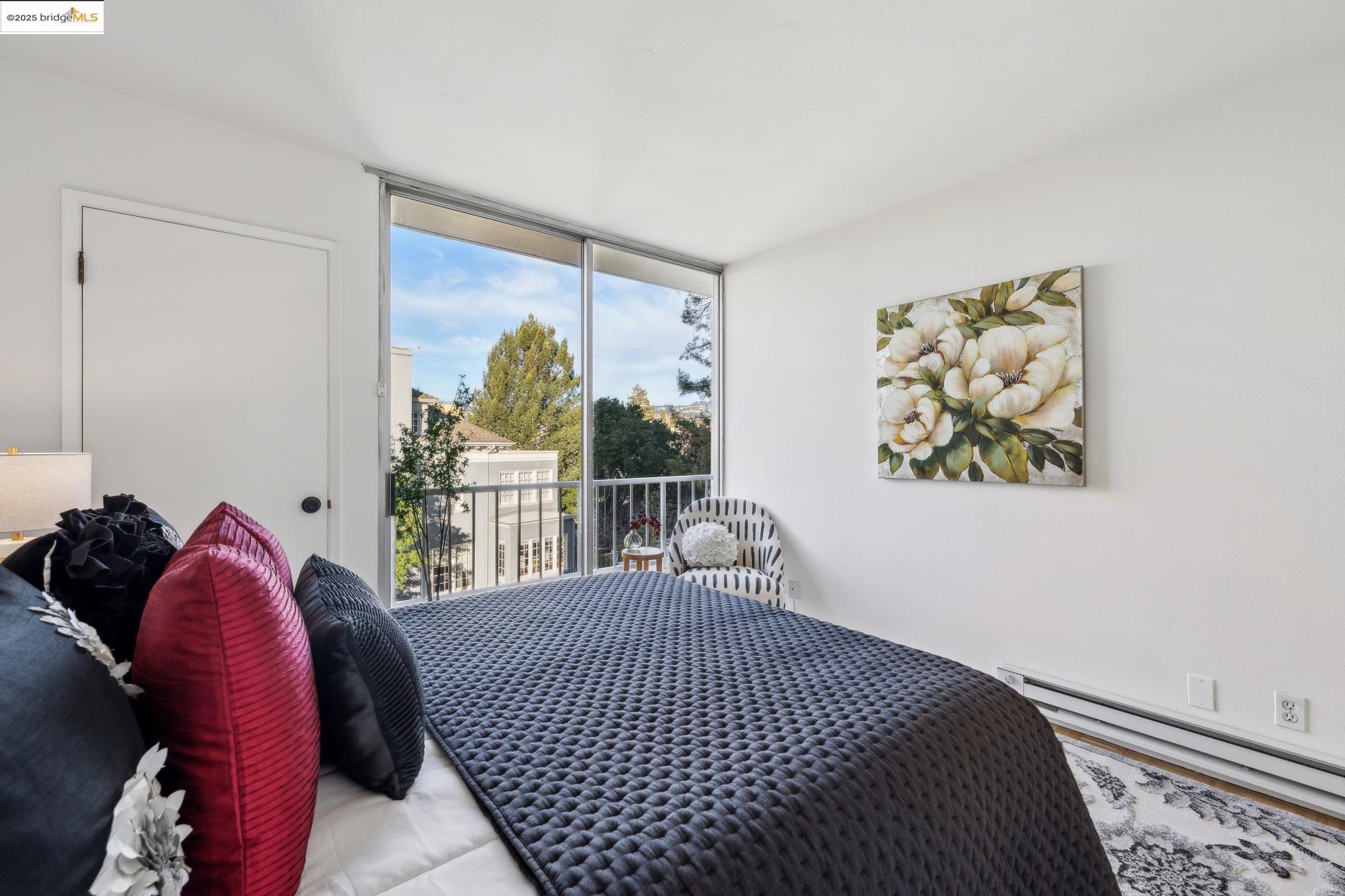 320 Lee Street # 402