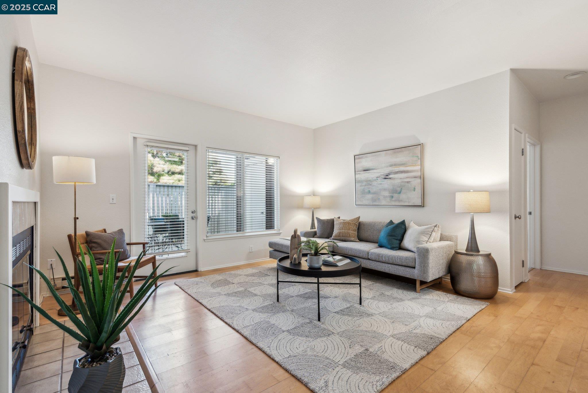 159 Bayside Ct, Richmond