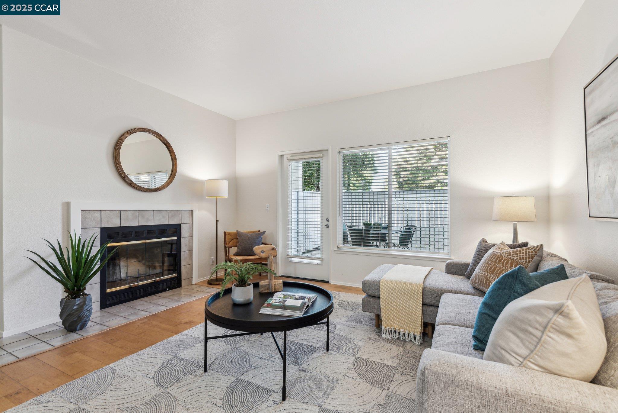 159 Bayside Ct, Richmond