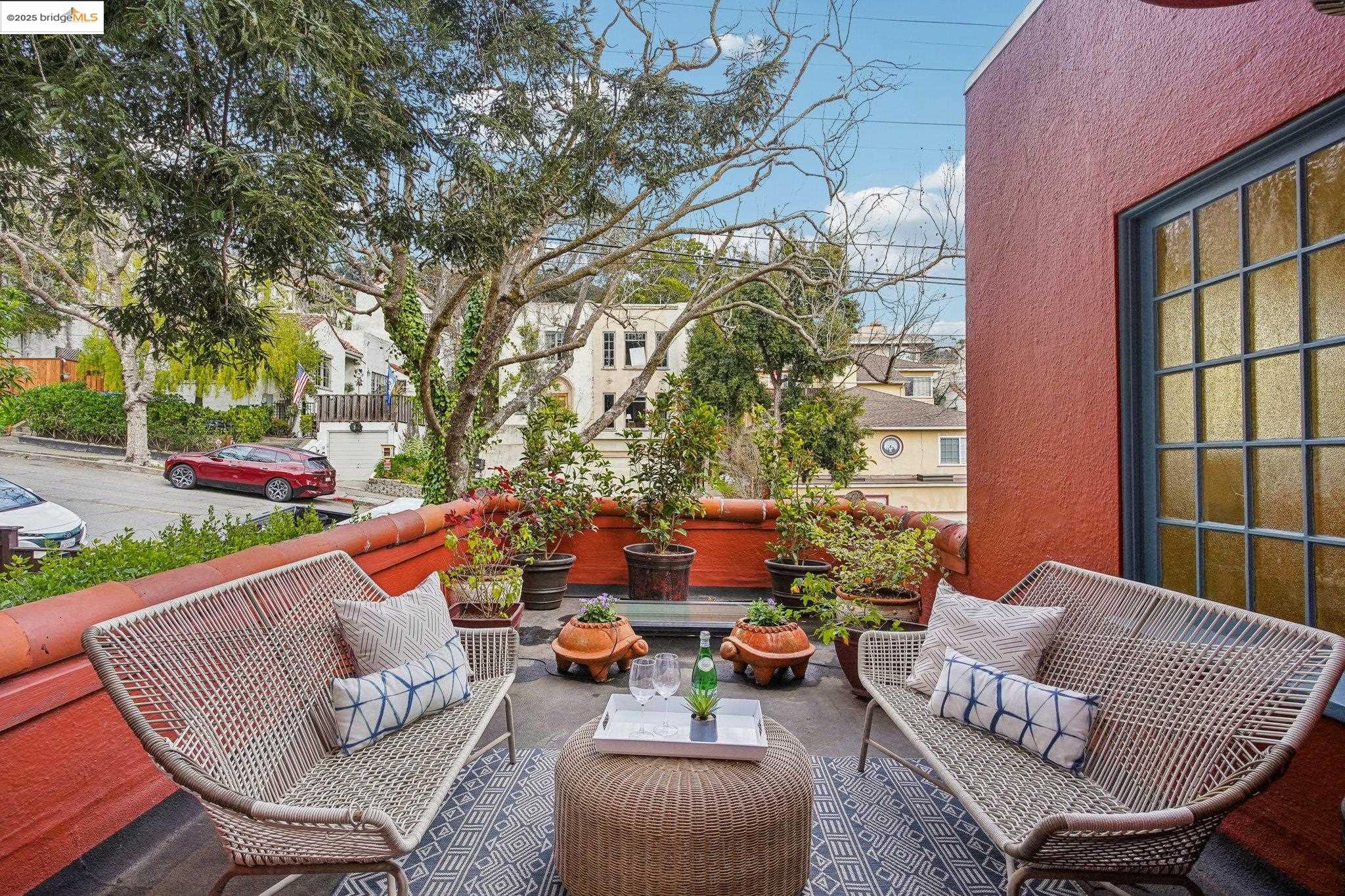 1628 Euclid Ave, Berkeley